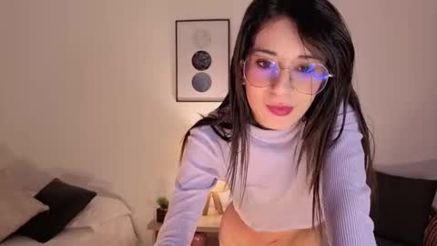 Snapshot of liaaa___ chatting on October 7, 2:24 pm Lia online show from October 7, 2:24 pm