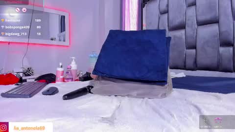 Snapshot of liaantonella69 chatting on February 14, 7:02 pm Antonela online show from February 14, 7:02 pm