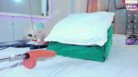 Snapshot of liaantonella69 chatting on September 30, 8:52 pm Antonela online show from September 30, 8:52 pm