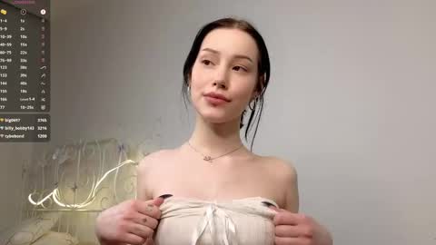 Snapshot of liaglamour chatting on March 2, 2:43 pm Lia online show from March 2, 2:43 pm