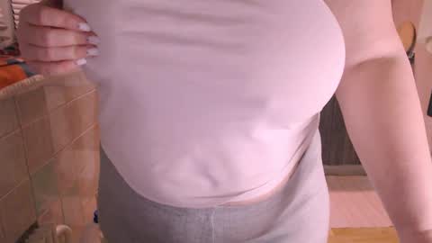 miss Lia  colection for travel online show from December 19, 10:21 pm