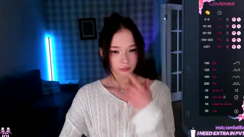 lialilia online show from January 10, 8:09 am