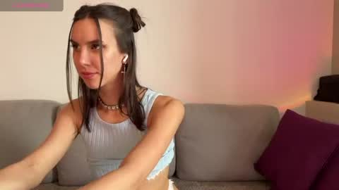 Lia online show from June 27, 8:31 am