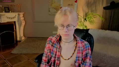 LIAM online show from April 9, 6:19 am