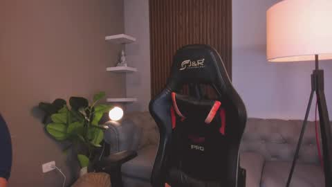 Liam Collins online show from April 13, 12:09 pm