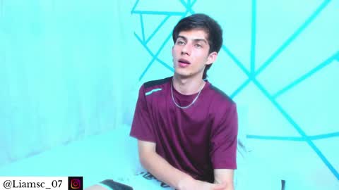 Liam scott77 online show from April 12, 2:04 am