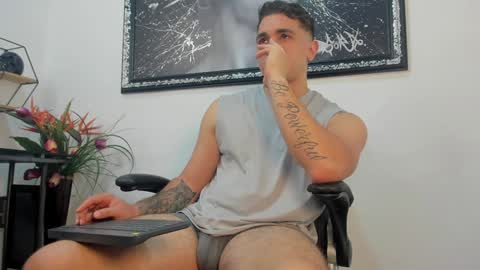 Liam online show from January 11, 4:14 pm