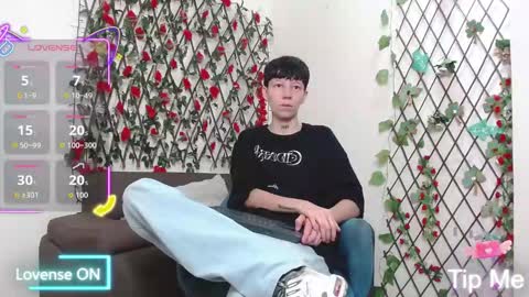 Liam  online show from March 23, 7:19 pm