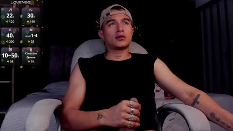 LiamDeep online show from May 13, 9:24 pm