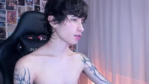 Liam online show from January 16, 9:27 am