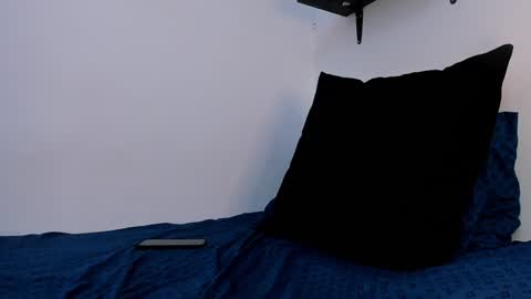 liam online show from January 8, 1:21 am