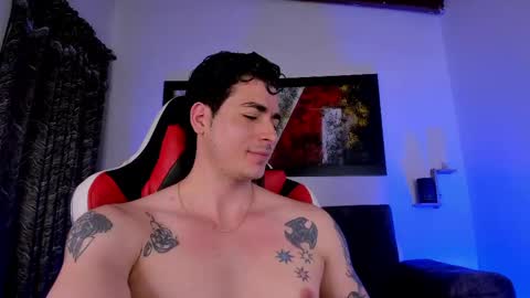 liamwyatt_ online show from May 22, 5:47 am