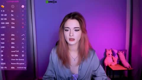 Snapshot of liana_kisses chatting on October 17, 8:02 pm Little Liana online show from October 17, 8:02 pm