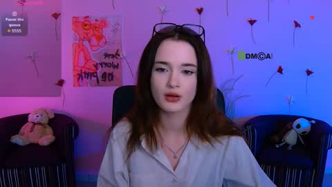 Little Liana  online show from May 12, 7:01 pm