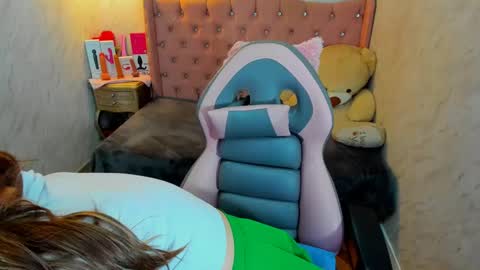 Snapshot of lianngrace chatting on October 6, 4:25 pm Grace online show from October 6, 4:25 pm