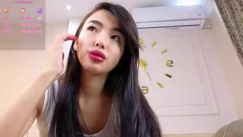 Lian online show from January 19, 3:55 pm