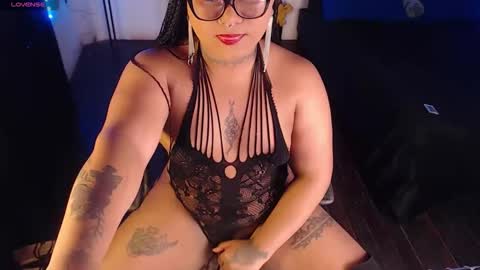 Snapshot of liascarlett chatting on October 24, 10:05 am LiaScarlett online show from October 24, 10:05 am