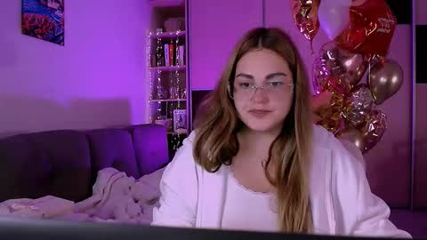 Snapshot of libra_mia chatting on October 20, 3:55 am libra_mia online show from October 20, 3:55 am
