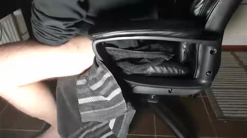 lickerxx46 online show from November 24, 3:11 pm