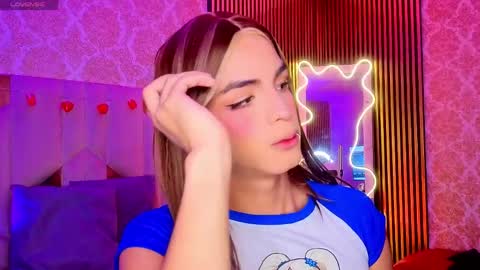 LIHIAN online show from April 15, 1:25 pm