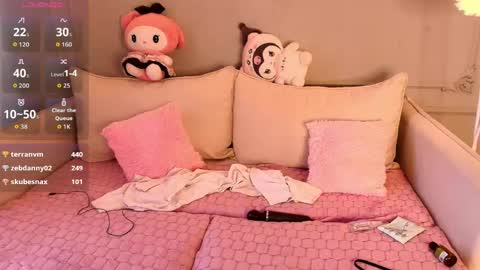 Lihn Pham online show from March 25, 3:24 am