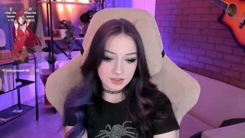 LiLu online show from November 12, 1:46 pm