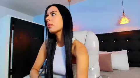    online show from February 6, 12:59 pm