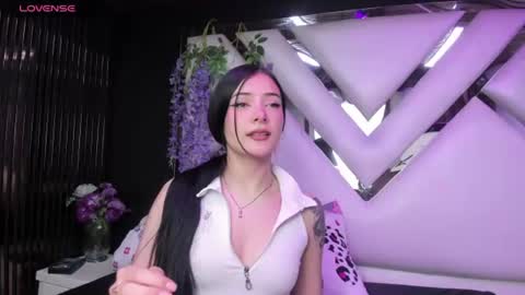 Brittany online show from August 3, 5:08 pm