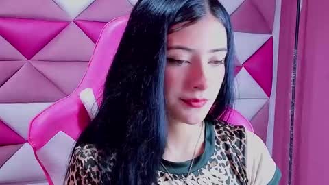 Snapshot of liinzy_rouse chatting on October 7, 2:57 pm Brittany online show from October 7, 2:57 pm