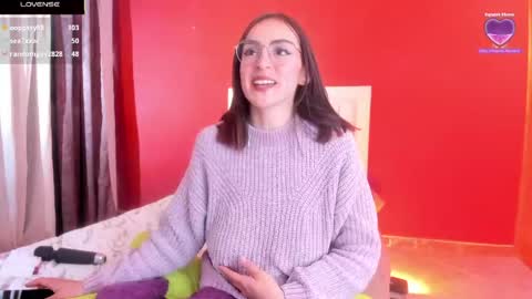 liivy_ online show from May 13, 4:27 pm