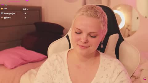 likaaberry online show from January 15, 6:39 pm