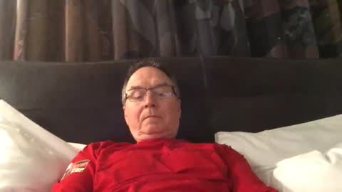 liketowatch online show from April 16, 3:06 am