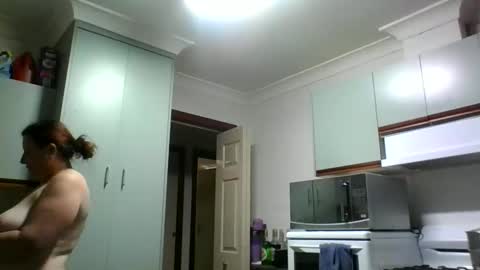 likthat121 online show from September 20, 11:02 am