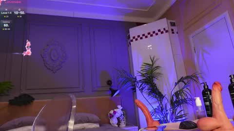 Lilian online show from March 22, 9:30 pm