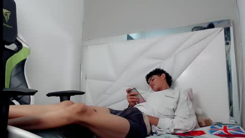 LIAM online show from December 22, 3:46 am