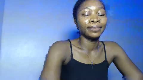 lil_baddie0 online show from March 3, 7:26 am