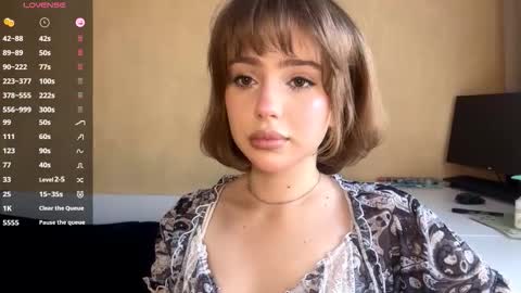 Lily online show from January 17, 10:35 am