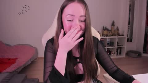 for free registration 3  online show from November 8, 7:39 pm