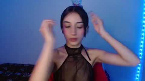 Lisaa online show from March 6, 5:46 am