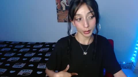 Lisaa online show from February 1, 2:58 am