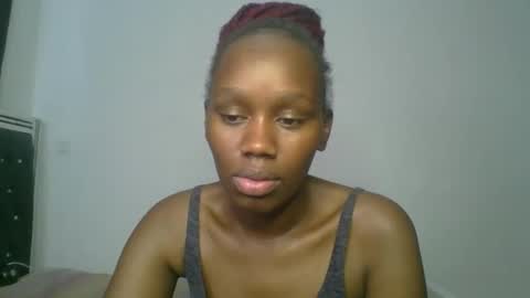 lil_meg online show from February 23, 12:07 pm