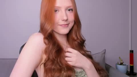 Snapshot of lil_pumpkinpie chatting on March 7, 7:52 am Val online show from March 7, 7:52 am