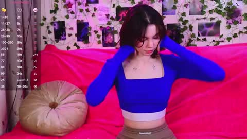 Snapshot of lil_raysss chatting on March 11, 3:58 am lil_raysss online show from March 11, 3:58 am