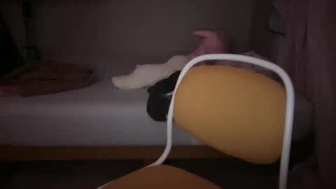 lil_spoon online show from December 22, 5:36 am