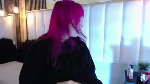 Lila online show from December 31, 7:42 am