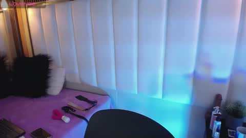 Lila online show from January 20, 5:15 am