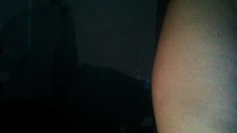 lilbratty_clouds_ogpuffdragon online show from May 2, 10:43 am