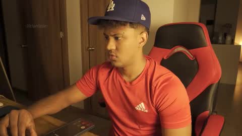 Dante online show from December 4, 1:49 am