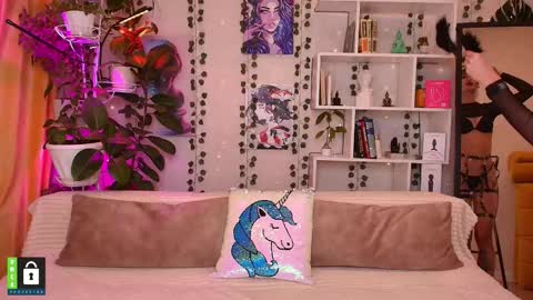 Snapshot of lildarkagex chatting on October 13, 7:32 am Alina online show from October 13, 7:32 am