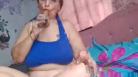 lilieth online show from January 14, 6:27 pm